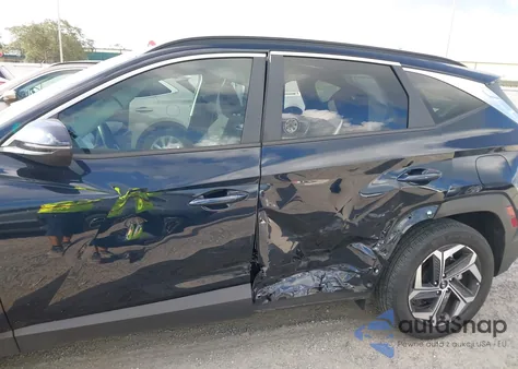 2022 Hyundai Tucson Plug-In Hybrid Sel z USA, uszkodzony, nr VIN KM8JBDA25NU083040